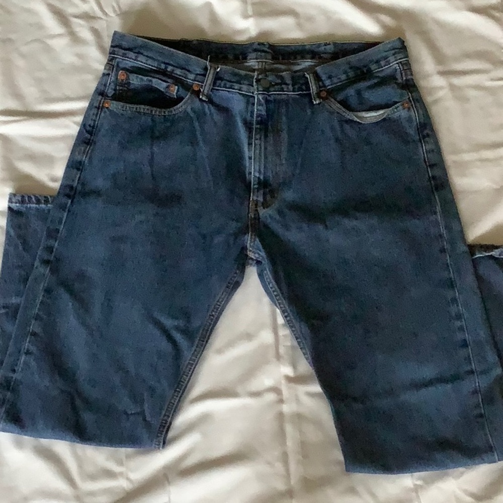 Levi’s 505 men’s jeans - size 38 x 30 nice!